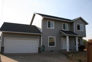 2248 Devos St, Eugene OR  97402-1114 exterior