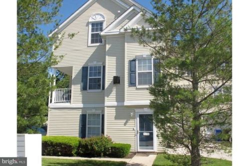 5405 Riverfront Dr, Palmyra, NJ 08065-2144