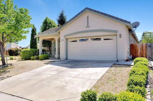 5 Marla Ct, Elk Grove, CA 95758-7231