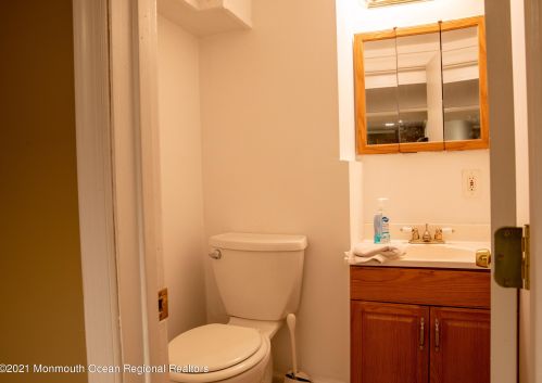 14 Cornell Ct, Tinton Falls NJ 07724-9720 exterior