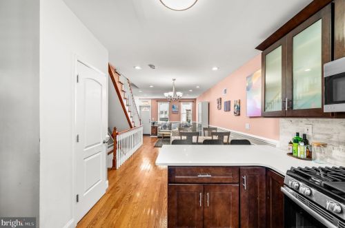 820 Earp St, Philadelphia PA  19147-5708 exterior