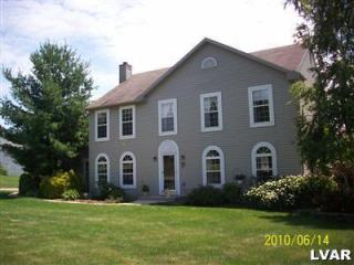 4088 Jeanette Cir, Allentown, PA 18104-9692