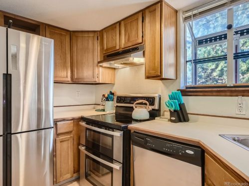 4054 Richfield Way, Denver CO  80013-3249 exterior