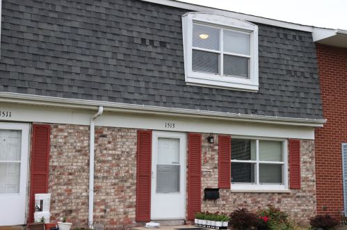 1513 Mckool Ave, Streamwood, IL 60107-3141