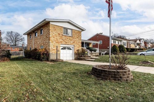 5778 Brandtmanor Dr, Cincinnati, OH 45248-4202