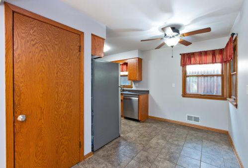 321 Arlington Ave, Saint Paul MN  55117-3603 exterior