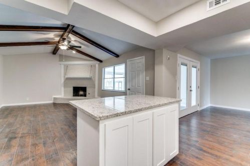 1700 Warren Ln, Fort Worth TX  76112-4236 exterior