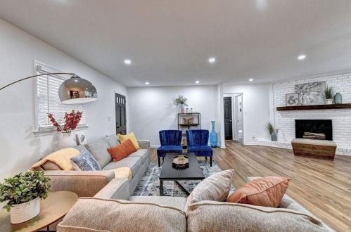 2287 Bry Mar Dr, Atlanta GA  30345-2617 exterior