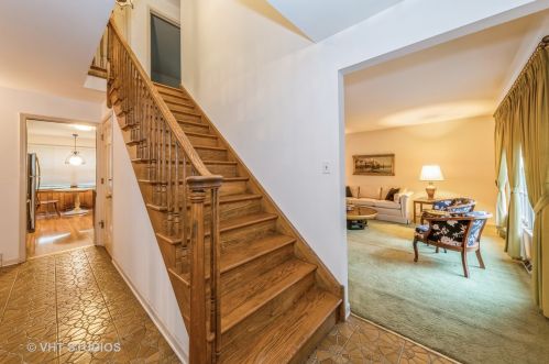 2931 Kathleen Ln, Homewood, IL 60422-1739