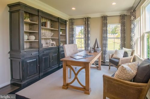 103 Tyler Dr, Hanover, PA 17331-8001