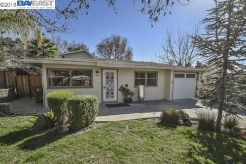 30 Goree Ct, Pacheco, CA 94553-2119