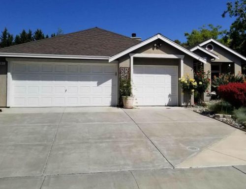 2872 Clover Hill Ct, Tracy, CA 95377-7034