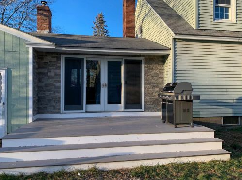 2 Blaine St, Nashua, NH 03060-4418