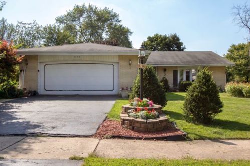 1454 King George Ct, Palatine, IL 60067-2768