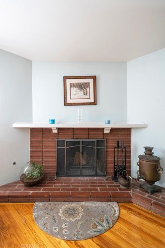 511 Century Dr, Anaheim CA  92805-2235 exterior