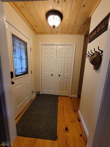 94 Arms Ct, Ellijay, GA 30540-5636