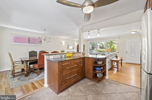 1614 Tilton Dr, Silver Spring MD 20902-4010 exterior