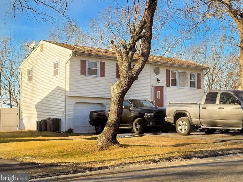 408 Nariticong Ave, Hopatcong, NJ 07843-1629