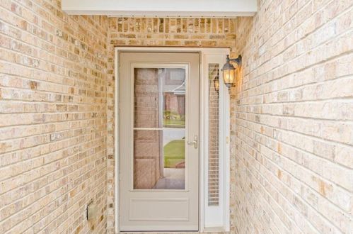 415 Mockingbird Dr, Loganville, GA 30052-7392