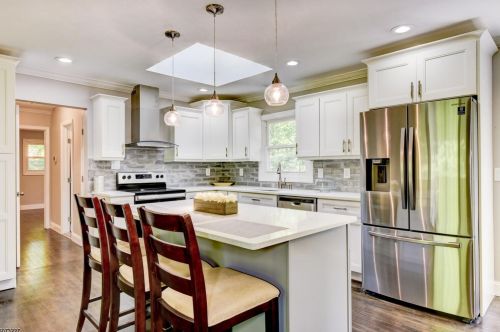 3 Crestwood Dr, Dover NJ  07869-3101 exterior