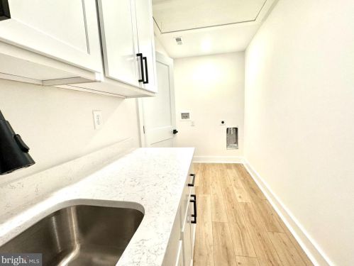 664 Dill Rd, Severna Park MD 21146-4120 exterior