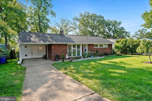 6205 Hanover Ave, Springfield, VA 22150-3301