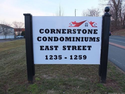 1241 East St, New Britain CT  06053-2589 exterior