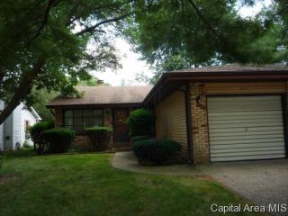 2424 Austin Dr, Springfield IL  62704-5579 exterior