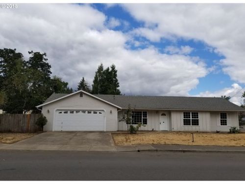 24959 Dunham Ave, Veneta, OR 97487-8762