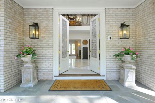 41 Baldwin Farms, Greenwich CT  06831-3306 exterior