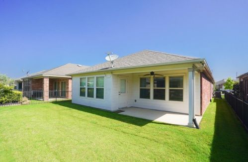 2918 Cone Flower Dr, Richmond TX 77469-5550 exterior