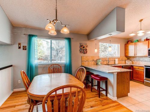 20695 Oxford Pl, Denver CO 80014-5137 exterior