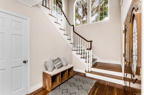 1624 3rd St, Manhattan Beach, CA 90266-6304