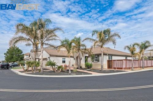 6887 New Melones Cir, Discovery Bay, CA 94505-2635