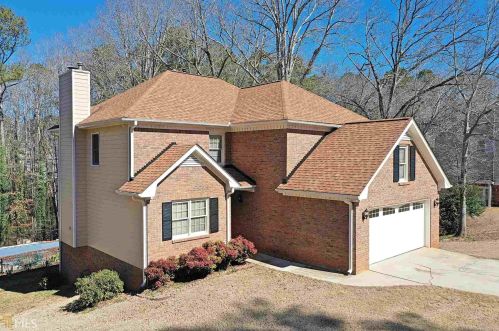 2910 Camary Place Dr, Conyers, GA 30094-3885
