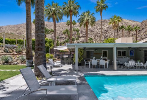275 Ridge Rd, Palm Springs, CA 92264-8979
