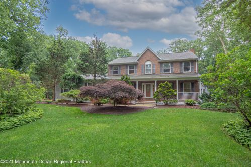13 Hemlock Dr, Plumsted Township, NJ 08533-2705