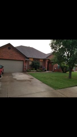 107 Westend Ct, Tuttle, OK 73089-9226
