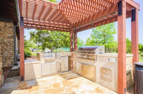 2918 Cone Flower Dr, Richmond TX 77469-5550 exterior