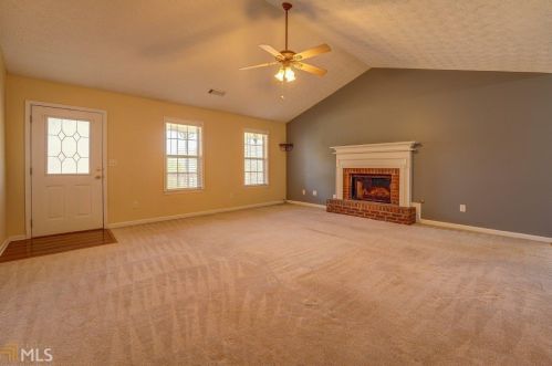 1015 Ola Dale Dr, Mcdonough, GA 30252-7196