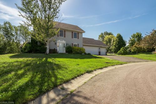 3804 Evergreen Ln, Minnetrista, MN 55375