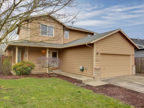 2815 Championship Dr, Woodburn, OR 97071-7727