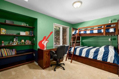 6068 Clinton Ct, Englewood CO 80111-5217 exterior