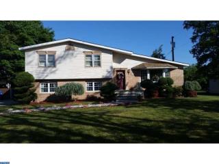 539 Pleasant St, Elm, NJ 08037-1946