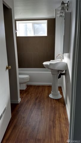 12728 163rd St, Seattle, WA 98058-5521