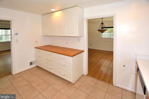 1745 Atoga Ave, Mc Lean VA  22101-4231 exterior