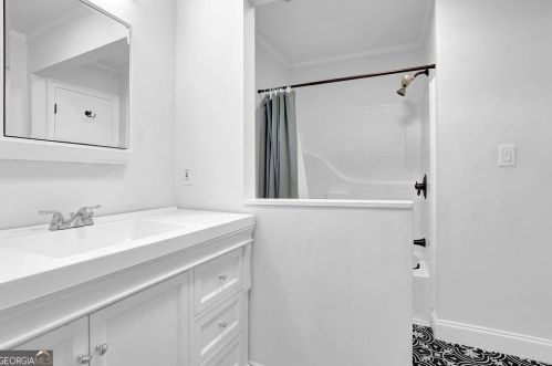 751 San Fernando Dr, Smyrna GA  30080-1437 exterior