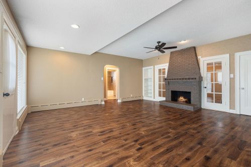1127 Catherine St, Joliet, IL 60435-4457