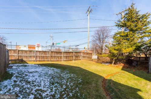 28 Avonshire Ct, Silver Spring MD 20904-6712 exterior