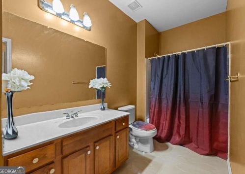 5625 Baffin Rd, Atlanta GA  30349-7050 exterior